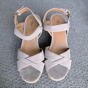 G.H. Bass & Co. Roxanne Wedge Sandal